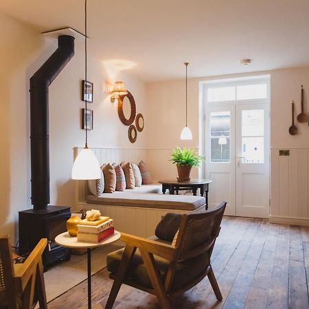 Buckingham Mews_Stone Cottage 4 布罗德斯泰 外观 照片